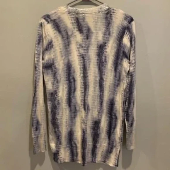 Tie-Dye Button-Up Women's Sweater - Picture 2 of 2